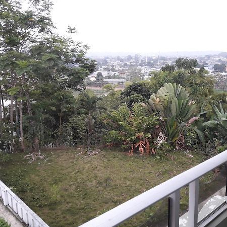 Hotel Ecologico Riverside Quevedo Eksteriør billede
